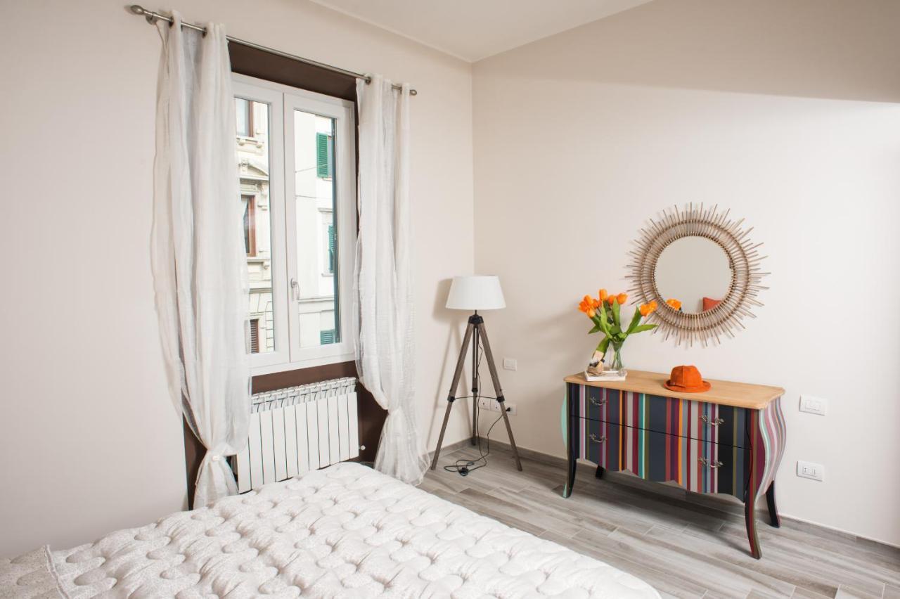 Orsini Family Deluxe Apartment By Mamo ฟลอเรนซ์ ภายนอก รูปภาพ