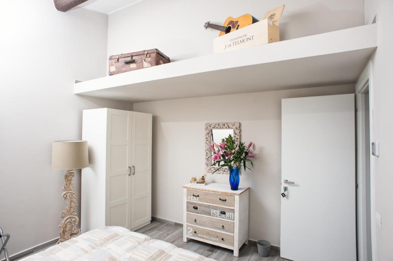 Orsini Family Deluxe Apartment By Mamo ฟลอเรนซ์ ภายนอก รูปภาพ